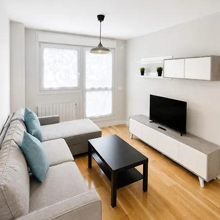 Apartman Nuevo Bajo Con Terraza Cerca De Playa Y Metro Con Parking Privado Urduliz