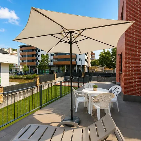 Nuevo Bajo Con Terraza Cerca De Playa Y Metro Con Parking Privado Apartman Urduliz