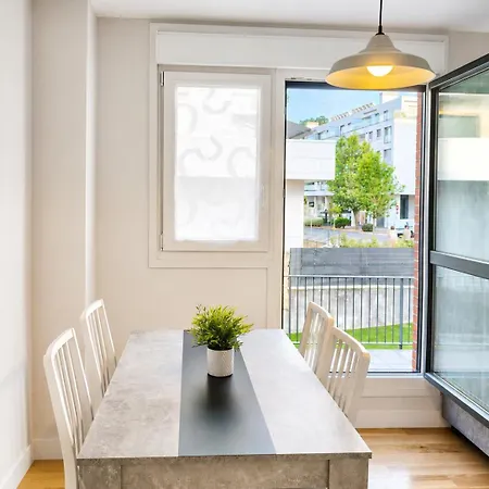 Nuevo Bajo Con Terraza Cerca De Playa Y Metro Con Parking Privado Apartman *