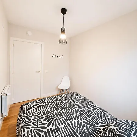 Nuevo Bajo Con Terraza Cerca De Playa Y Metro Con Parking Privado * Urduliz