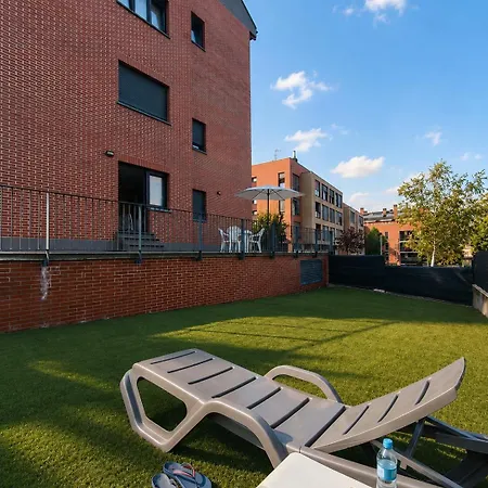 Apartman Nuevo Bajo Con Terraza Cerca De Playa Y Metro Con Parking Privado