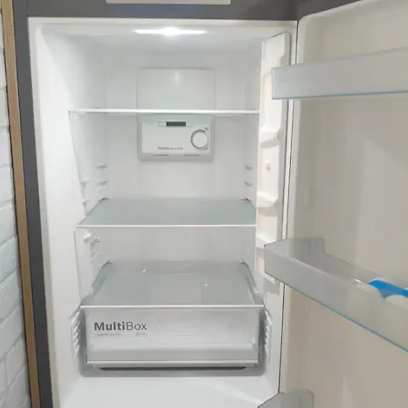 Apartman Nuevo Bajo Con Terraza Cerca De Playa Y Metro Con Parking Privado
